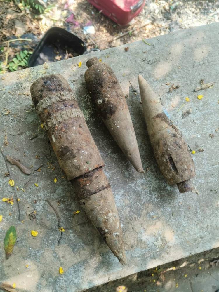 पिंपरी चिंचवड शहरात ब्रिटिशकालीन बॉम्ब आढळल्याने एकच खळबळ 
