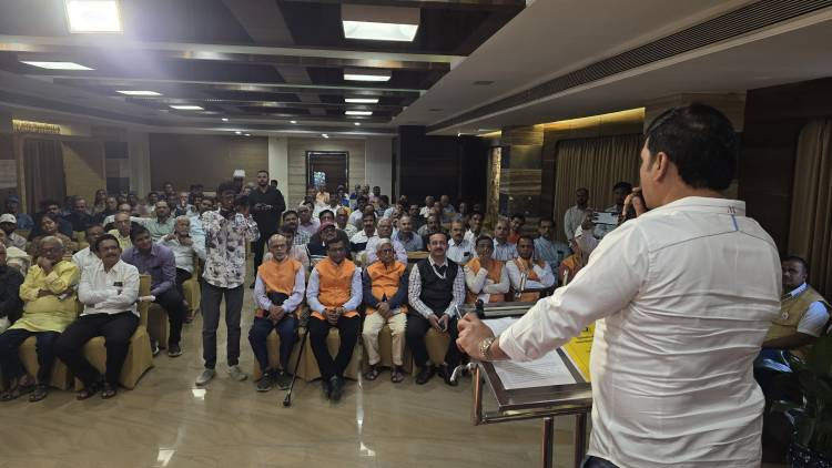 शहरांचा झपाट्याने होणारा विकास आणि त्यामुळे नवीन सहकारी गृहनिर्माण संस्थांची संख्या वाढत आहे